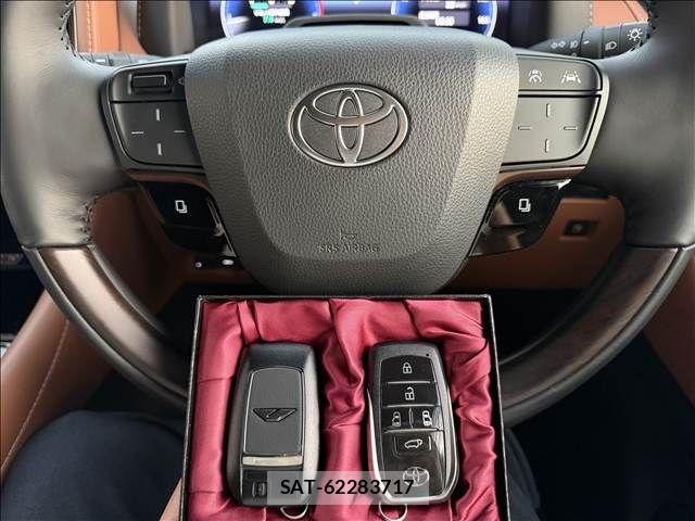 Toyota VELLFIRE 2025-10 8132778-26