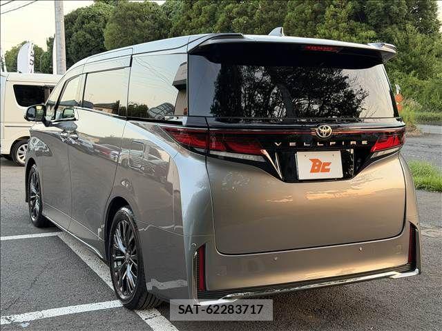 Toyota VELLFIRE 2025-10 8132778-7