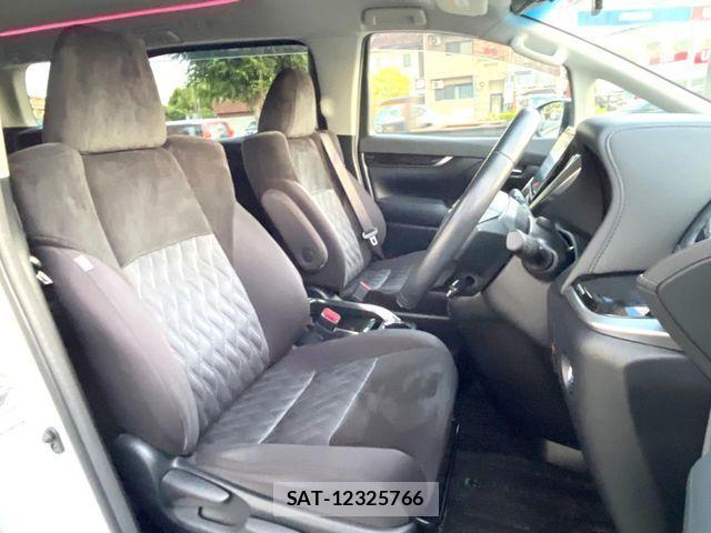 Toyota VELLFIRE 2019-08 8146909-7