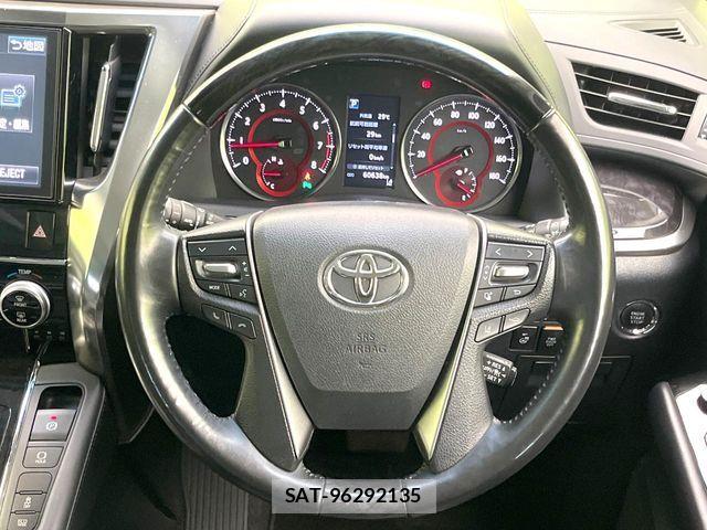 Toyota VELLFIRE 2018-02 8146908-11