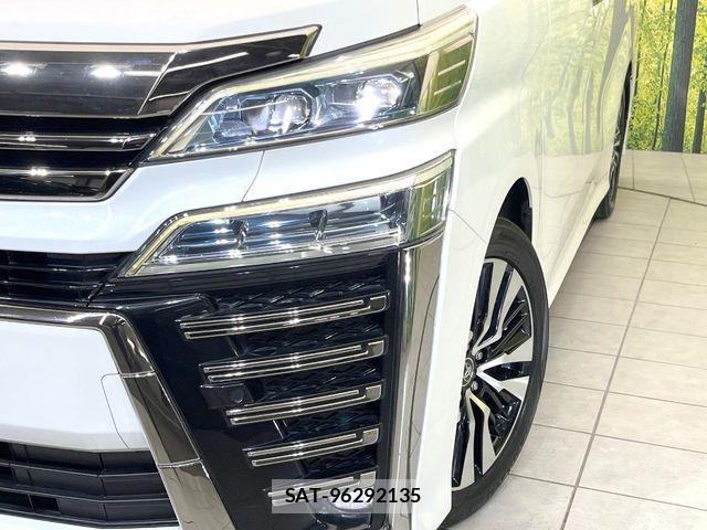 Toyota VELLFIRE 2018-02 8146908-12