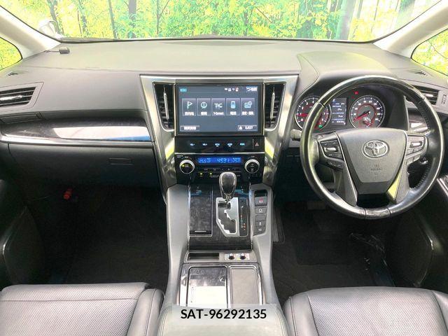 Toyota VELLFIRE 2018-02 8146908-1