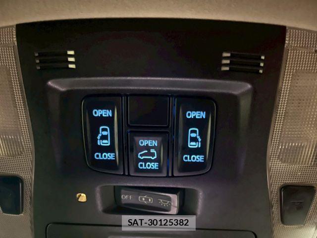 Toyota VELLFIRE 2016-05 8159454-17
