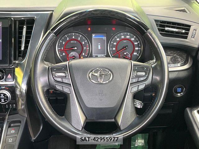 Toyota VELLFIRE 2020-05 8159441-11