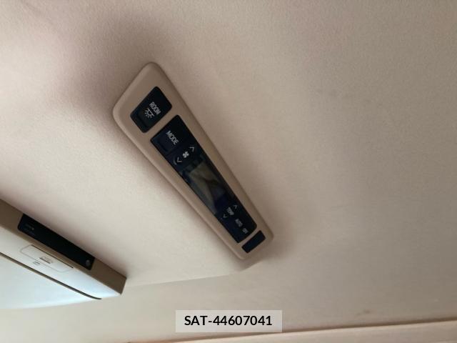 Toyota VELLFIRE 2013-10 8159455-13