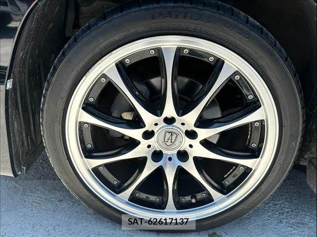 Toyota VELLFIRE 2009-06 8210805-17