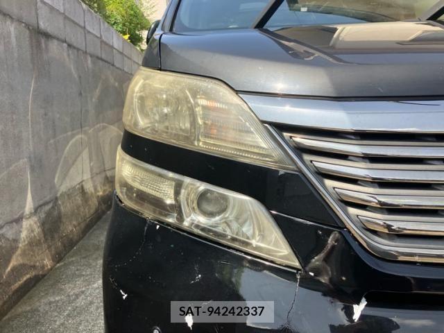 Toyota VELLFIRE 2009-12 8210812-4