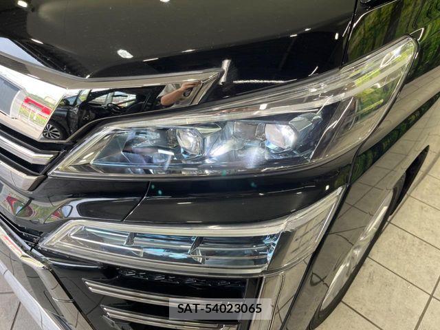 Toyota VELLFIRE 2018-10 8210785-12