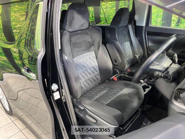 Toyota VELLFIRE 2018-10 8210785-7