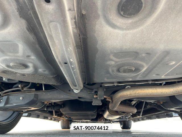 Toyota VELLFIRE 2015-06 8210797-18