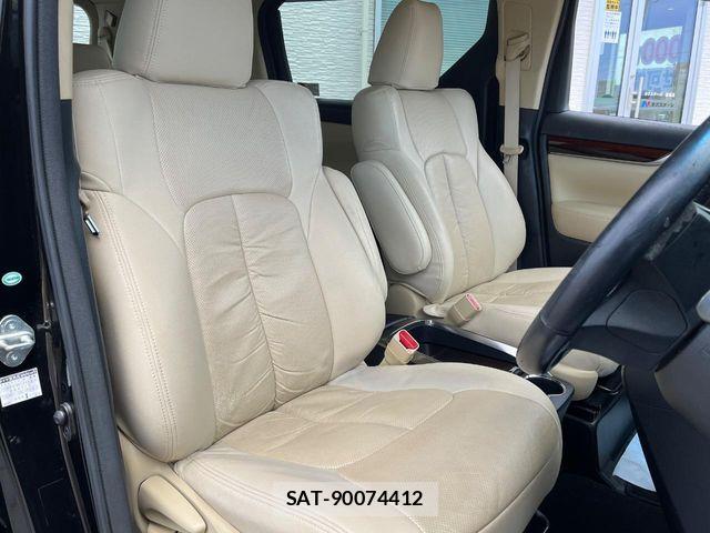 Toyota VELLFIRE 2015-06 8210797-8