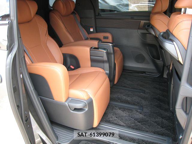 Toyota VELLFIRE 2025-08 8210769-9