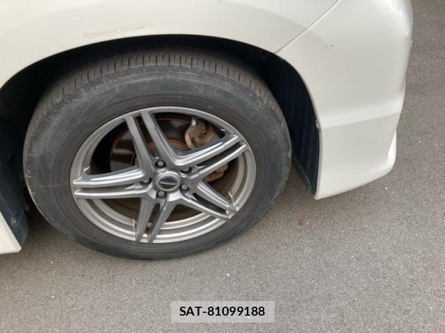 Toyota VELLFIRE 2009-11 8210808-4