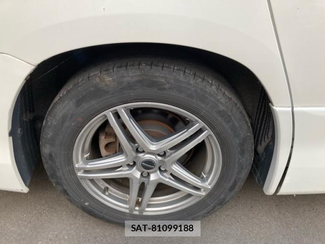 Toyota VELLFIRE 2009-11 8210808-5