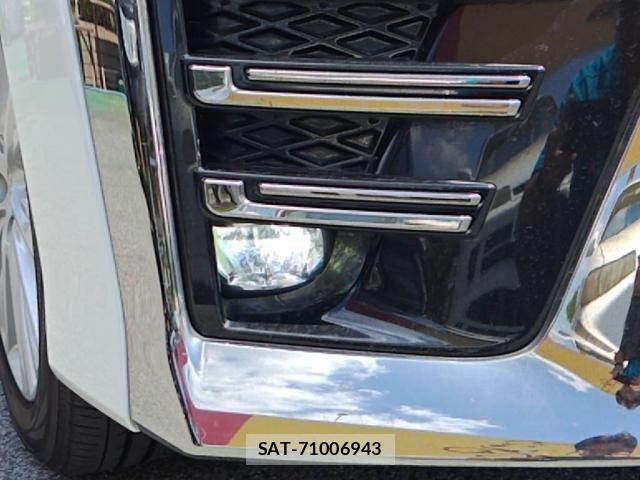 Toyota VELLFIRE 2019-07 8210778-9