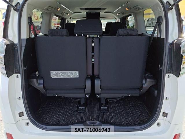Toyota VELLFIRE 2019-07 8210778-24
