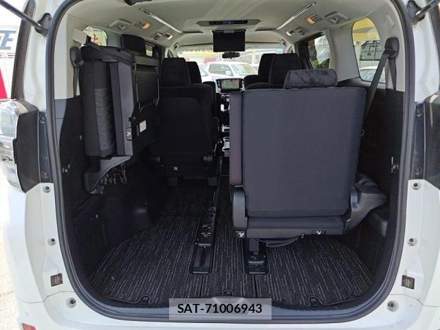 Toyota VELLFIRE 2019-07 8210778-25