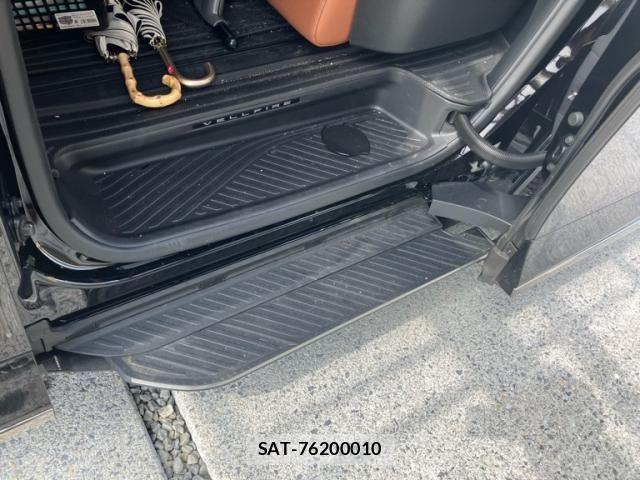 Toyota VELLFIRE 2025-08 8210771-12
