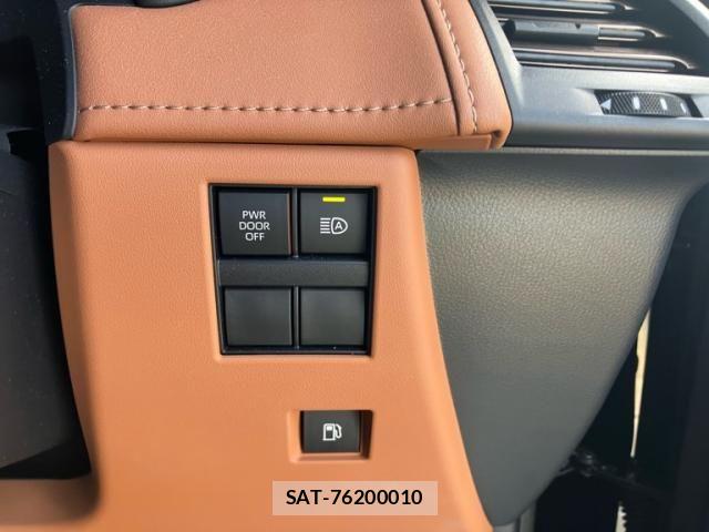 Toyota VELLFIRE 2025-08 8210771-22