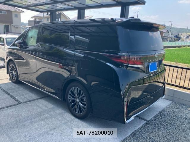 Toyota VELLFIRE 2025-08 8210771-3
