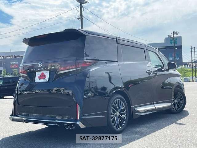 Toyota VELLFIRE 2025-01 8210770-2