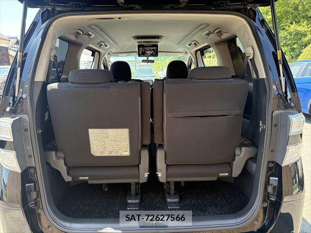Toyota VELLFIRE 2012-07 8210803-13