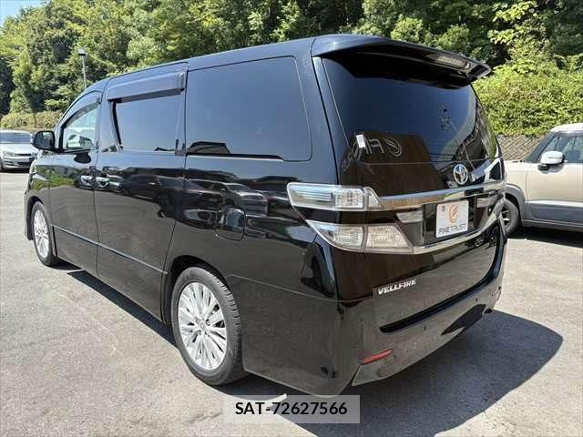 Toyota VELLFIRE 2012-07 8210803-23