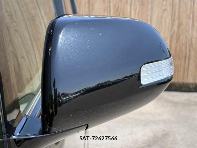 Toyota VELLFIRE 2012-07 8210803-29
