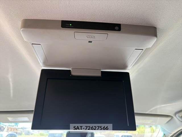 Toyota VELLFIRE 2012-07 8210803-3