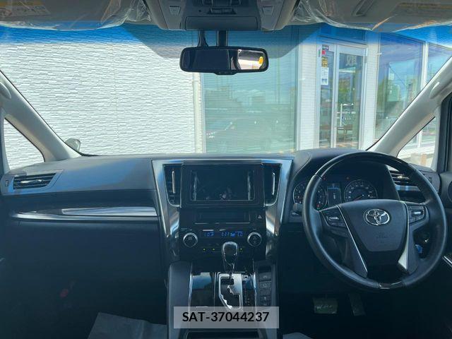 Toyota VELLFIRE 2015-07 8210798-1