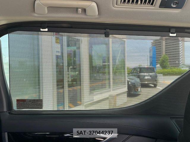 Toyota VELLFIRE 2015-07 8210798-5