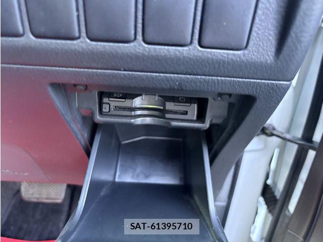 Toyota VELLFIRE 2010-10 8210807-8