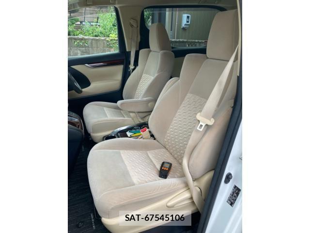 Toyota VELLFIRE 2015-05 8210801-12