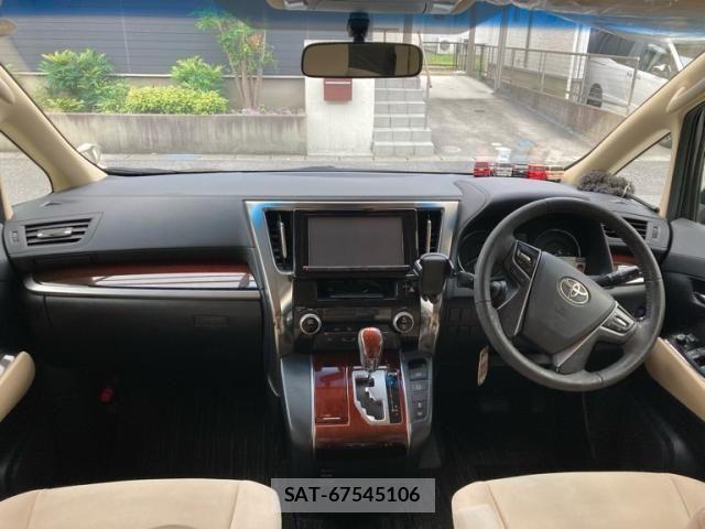Toyota VELLFIRE 2015-05 8210801-13