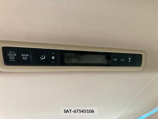 Toyota VELLFIRE 2015-05 8210801-14