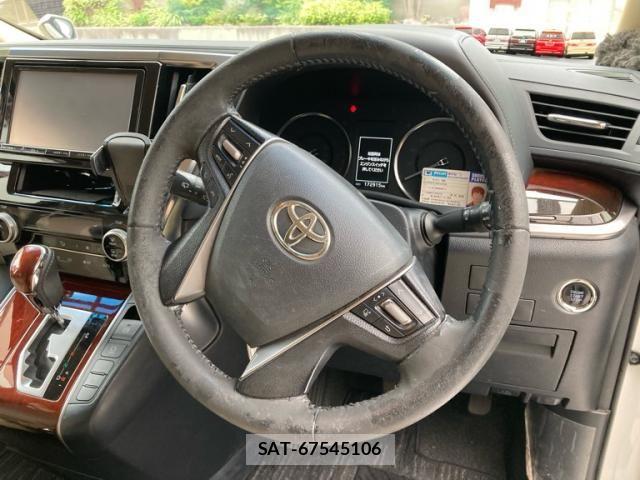 Toyota VELLFIRE 2015-05 8210801-16