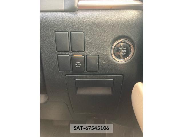 Toyota VELLFIRE 2015-05 8210801-19
