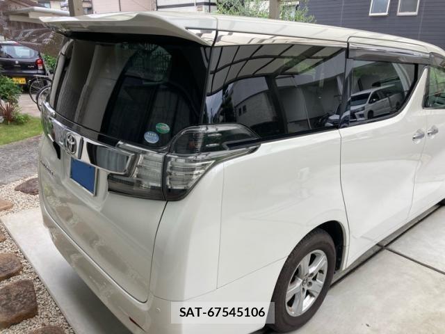 Toyota VELLFIRE 2015-05 8210801-2