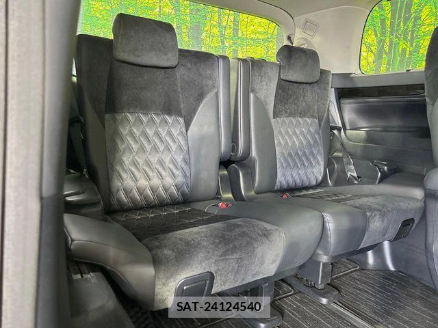 Toyota VELLFIRE 2015-09 8210786-9