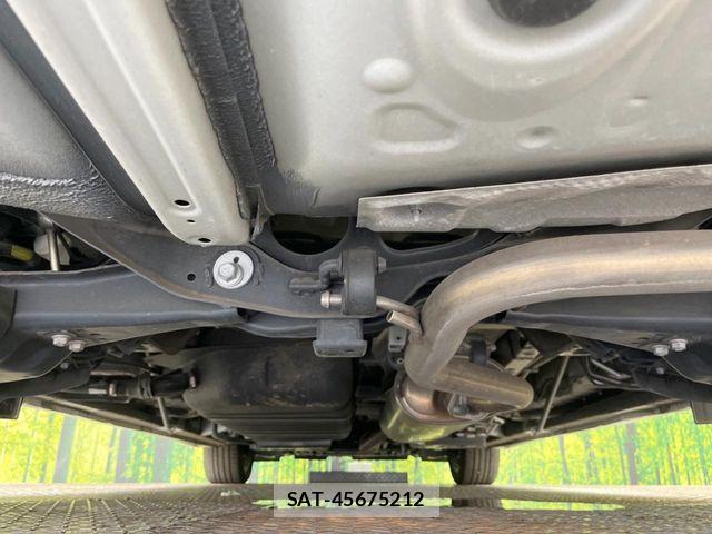 Toyota VELLFIRE 2017-06 8210781-18