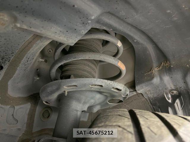 Toyota VELLFIRE 2017-06 8210781-19