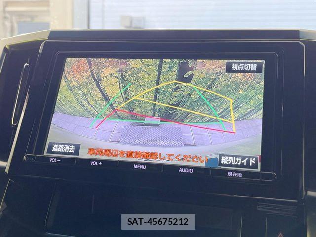 Toyota VELLFIRE 2017-06 8210781-3