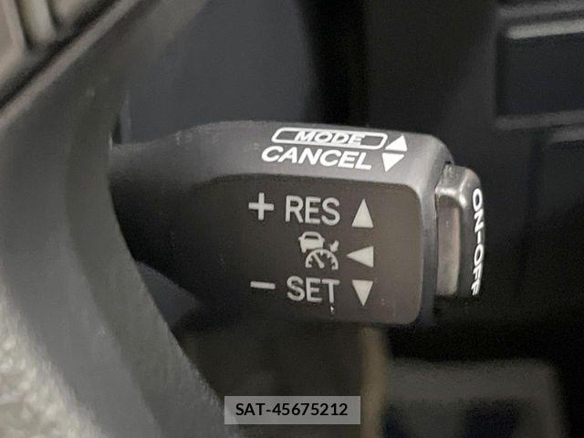 Toyota VELLFIRE 2017-06 8210781-6