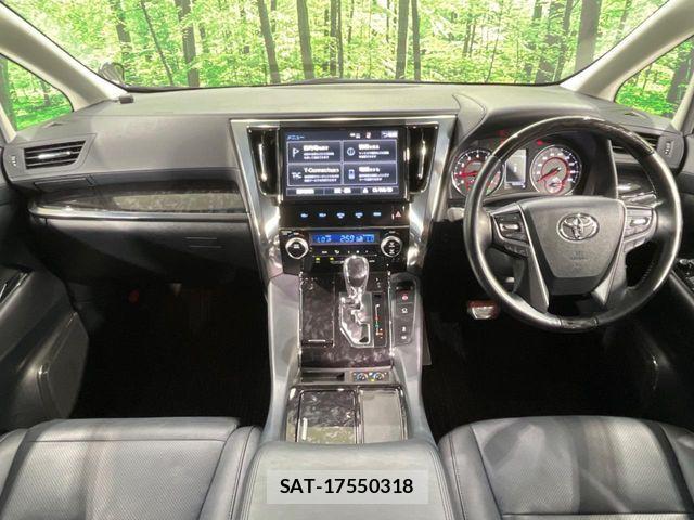 Toyota VELLFIRE 2018-08 8210777-1
