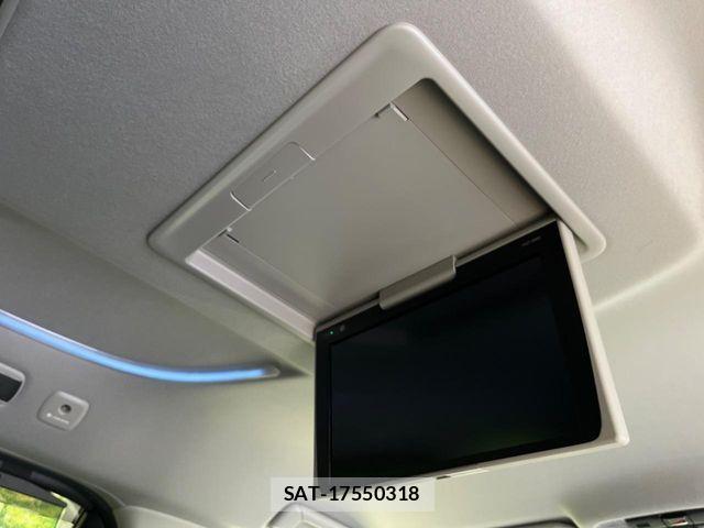 Toyota VELLFIRE 2018-08 8210777-6