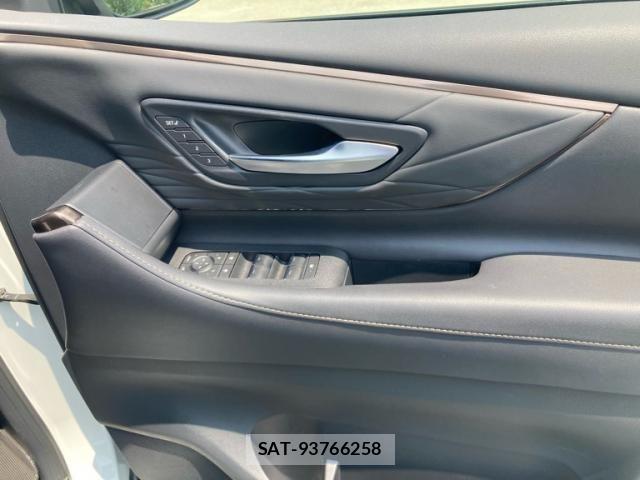 Toyota VELLFIRE 2025-08 8210772-17