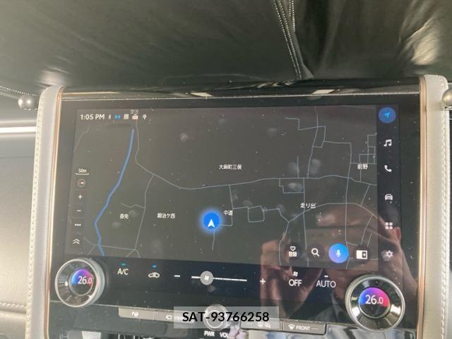 Toyota VELLFIRE 2025-08 8210772-26