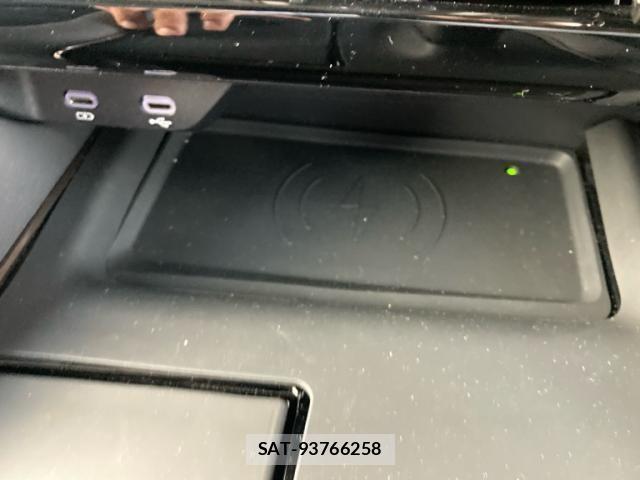 Toyota VELLFIRE 2025-08 8210772-28