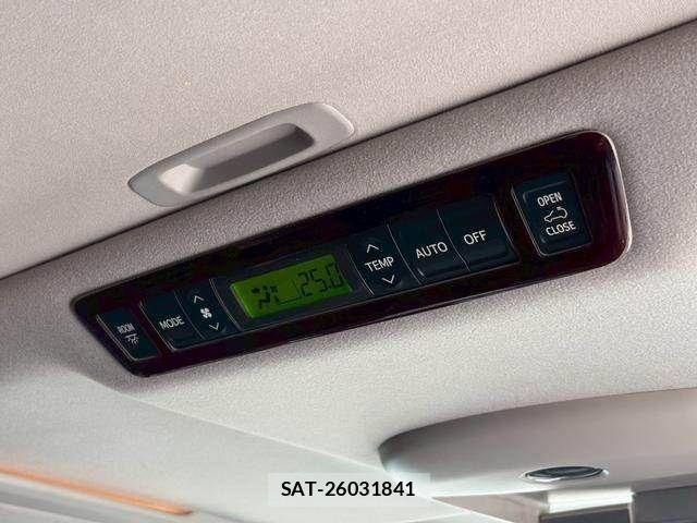 Toyota VELLFIRE 2012-03 8210802-27