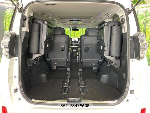 Toyota VELLFIRE 2018-07 8210775-10